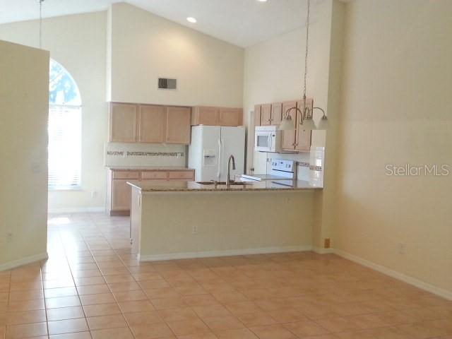 Image 7 of 13 For 861 Paddington Terrace