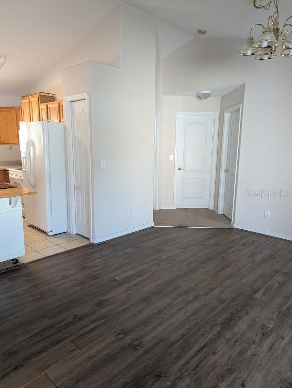 Image 23 of 47 For 108 Twin Lake Circle