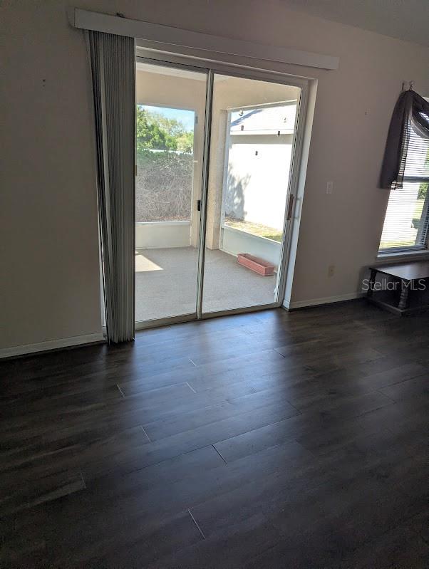 Image 25 of 47 For 108 Twin Lake Circle