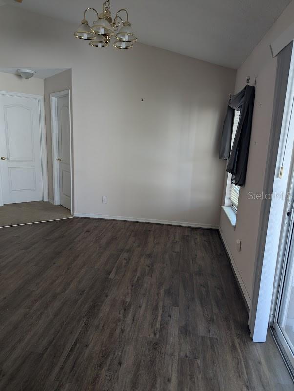 Image 27 of 47 For 108 Twin Lake Circle