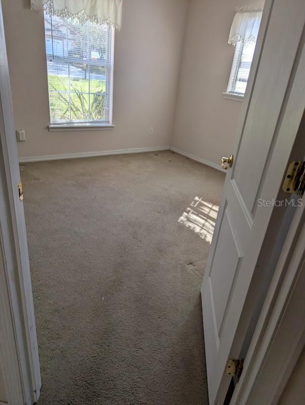 Image 30 of 47 For 108 Twin Lake Circle