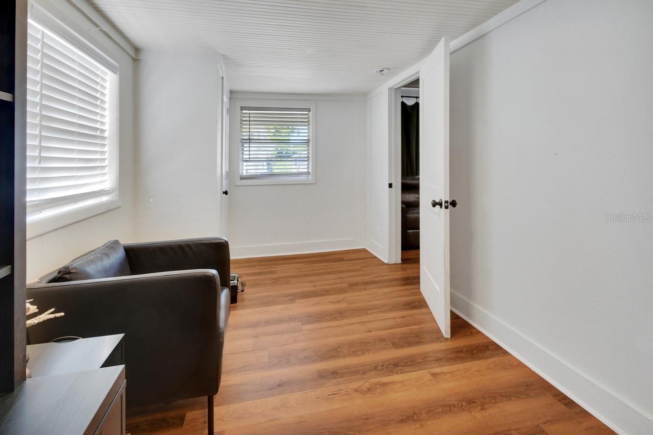 Image 14 of 24 For 133 Lucie Avenue