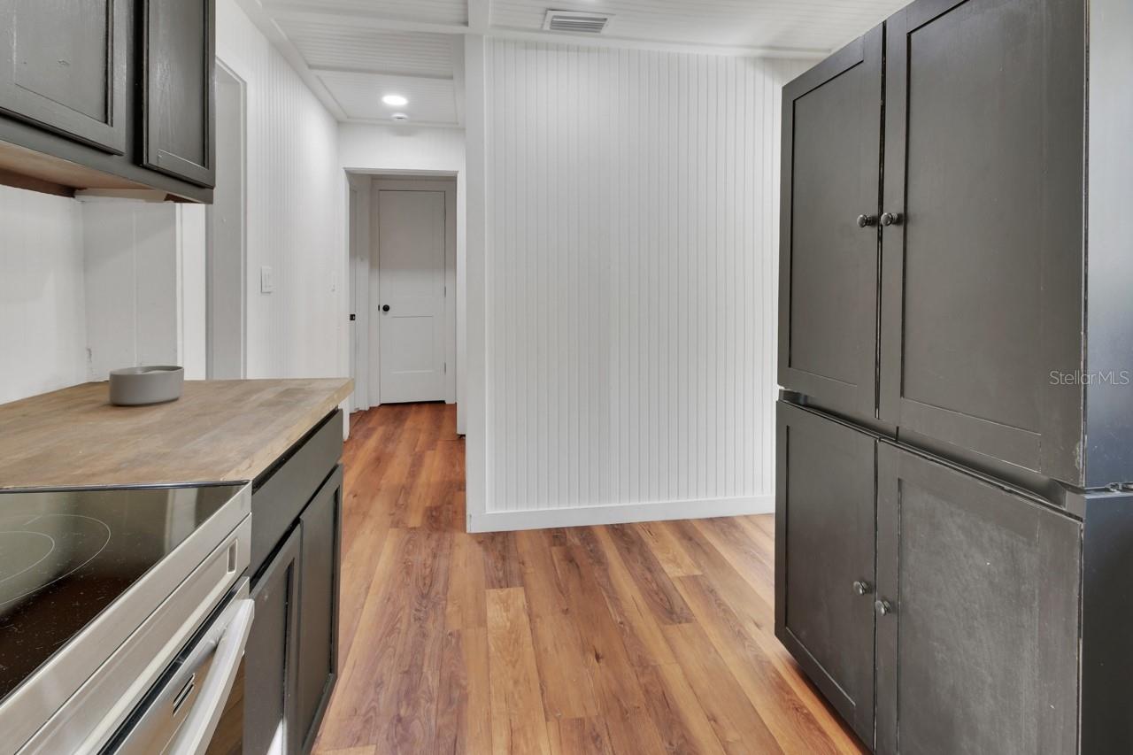 Image 8 of 24 For 133 Lucie Avenue