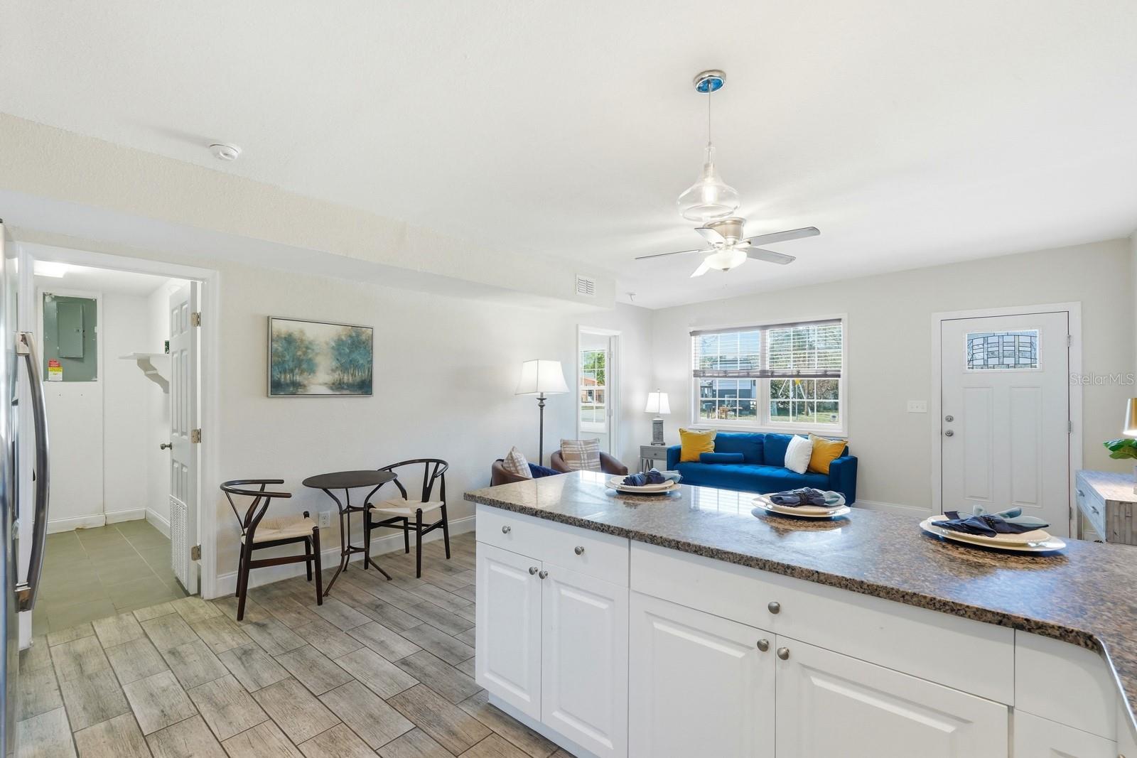 Image 10 of 44 For 1325 Ginsberg Drive