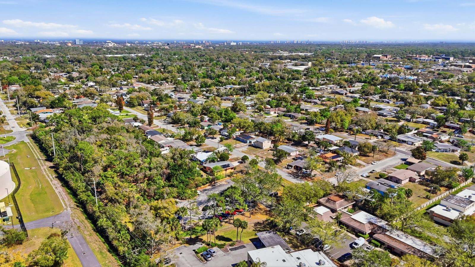 Image 35 of 44 For 1325 Ginsberg Drive