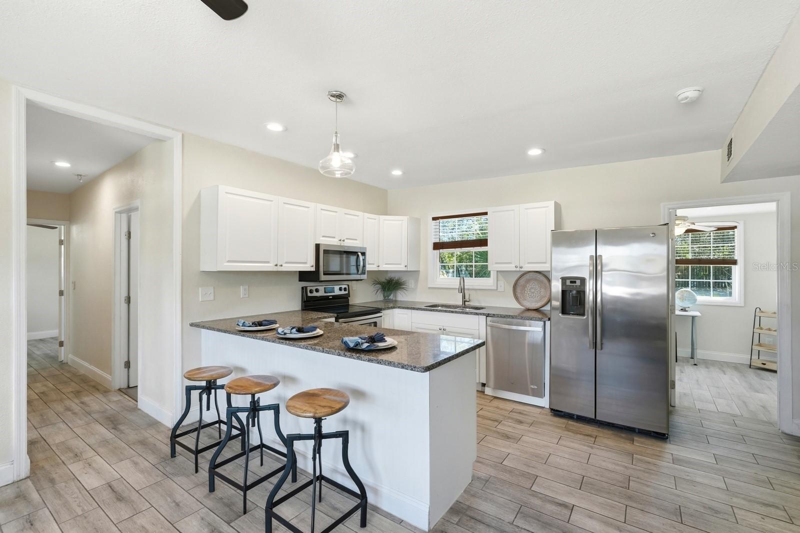 Image 9 of 44 For 1325 Ginsberg Drive