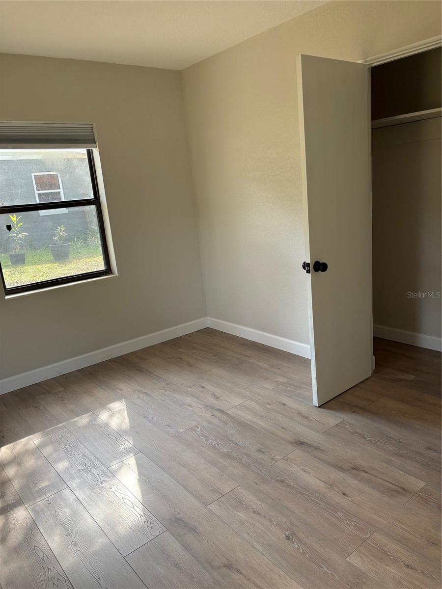 Image 16 of 21 For 312 Palmetto Avenue