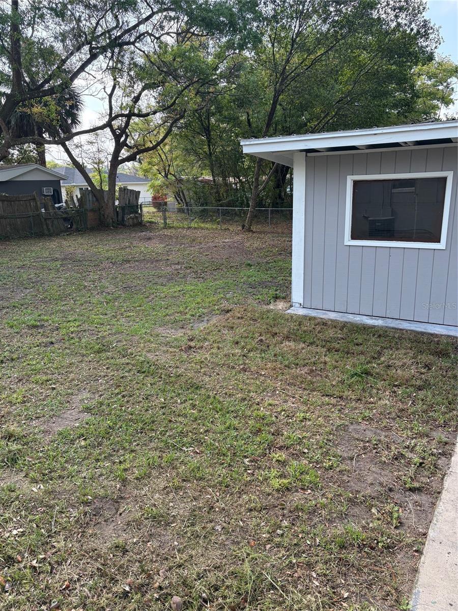 Image 18 of 21 For 312 Palmetto Avenue