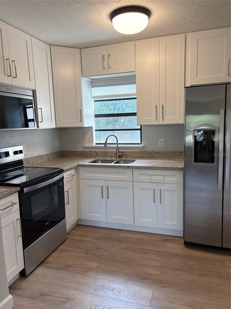 Image 5 of 21 For 312 Palmetto Avenue