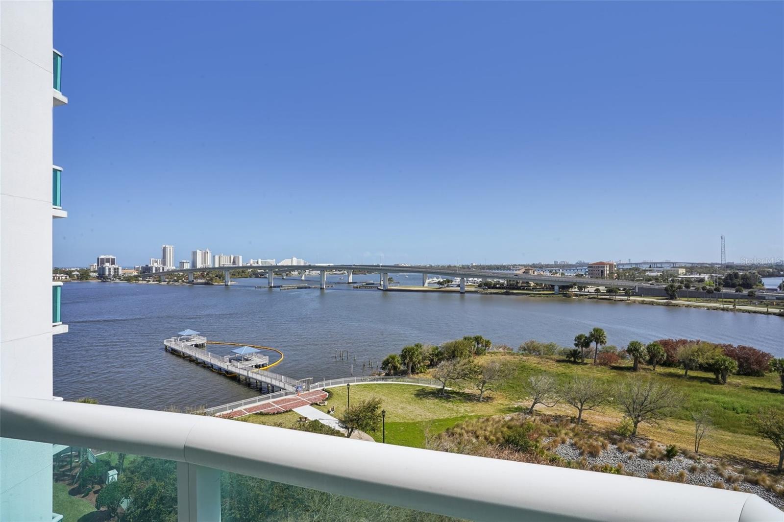 Image 32 of 33 For 231 Riverside Drive 807-1