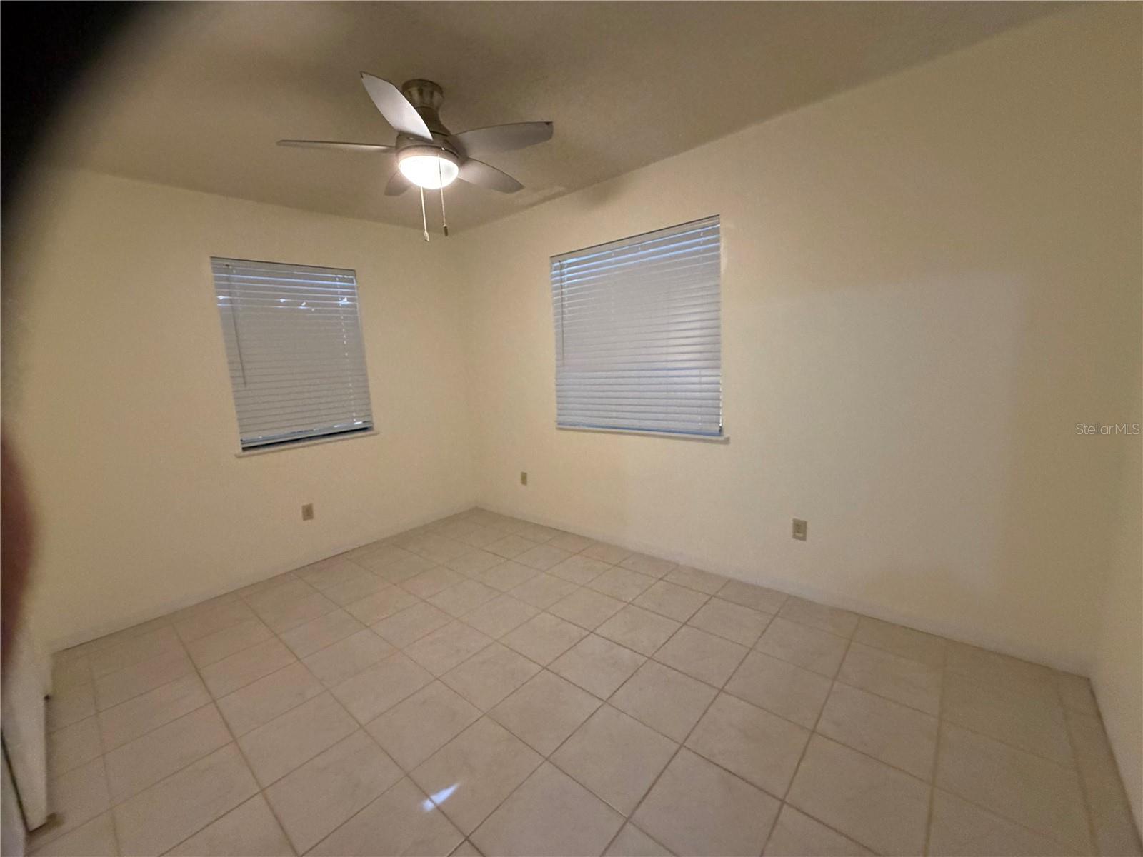 Image 17 of 22 For 787 Flamingo Drive B