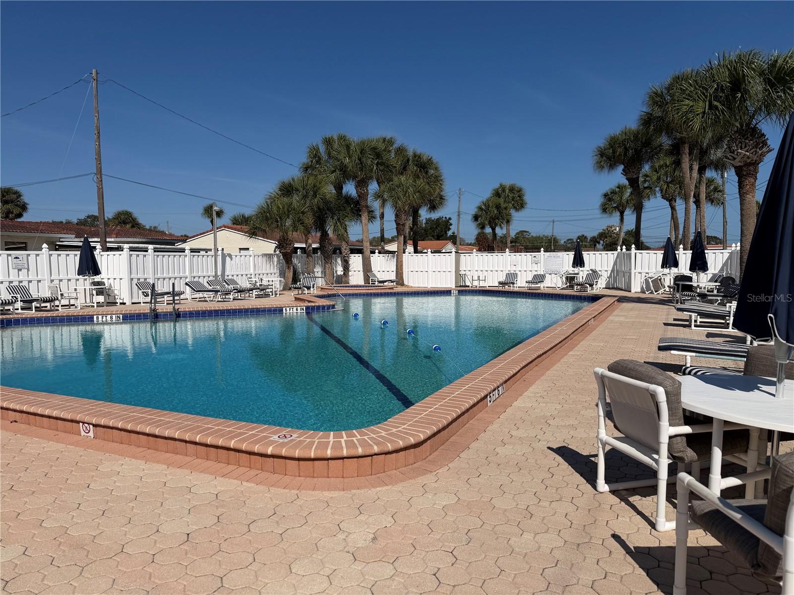 Image 19 of 22 For 787 Flamingo Drive B