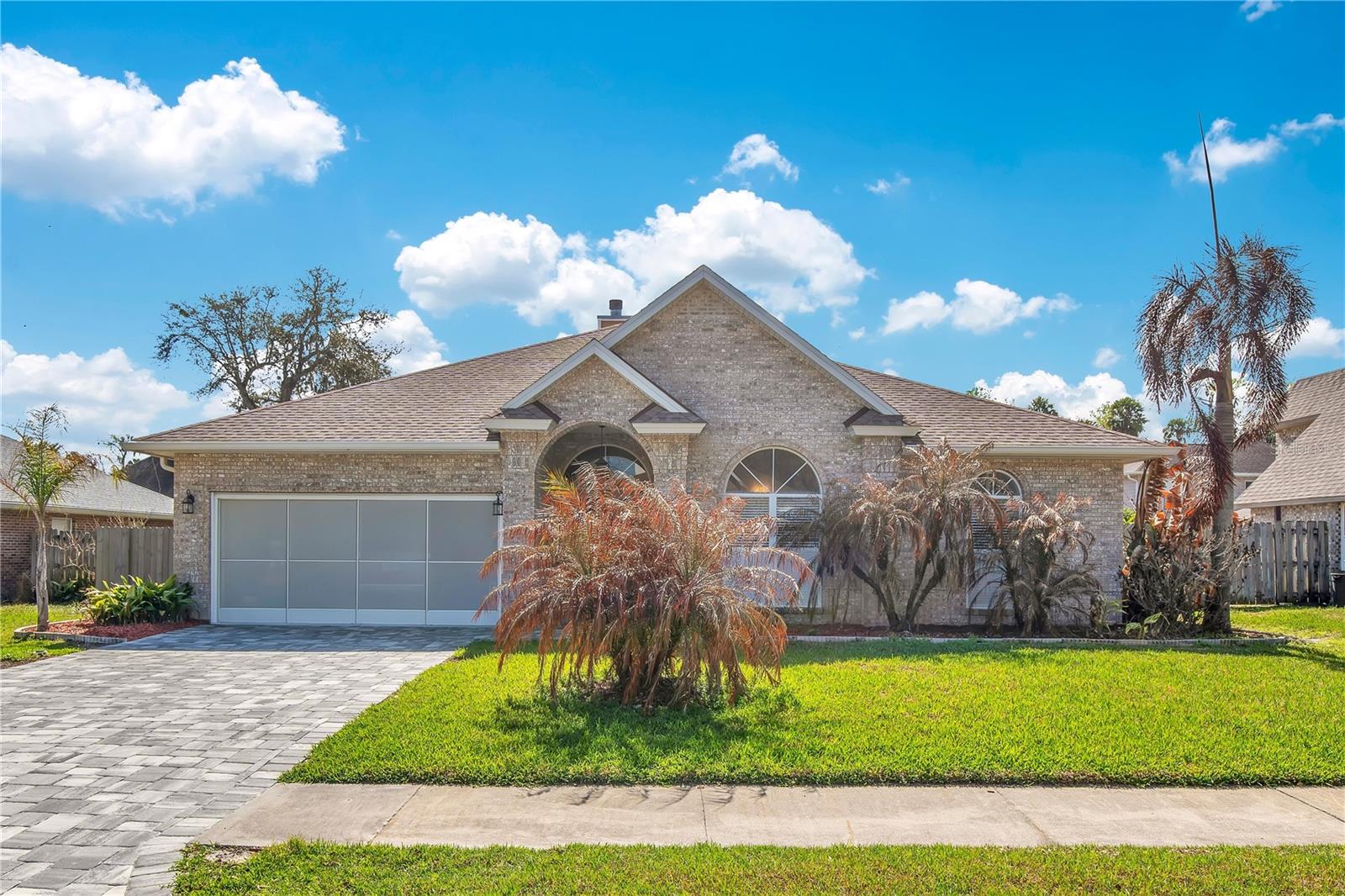 Image 2 of 37 For 5 King Edward Drive