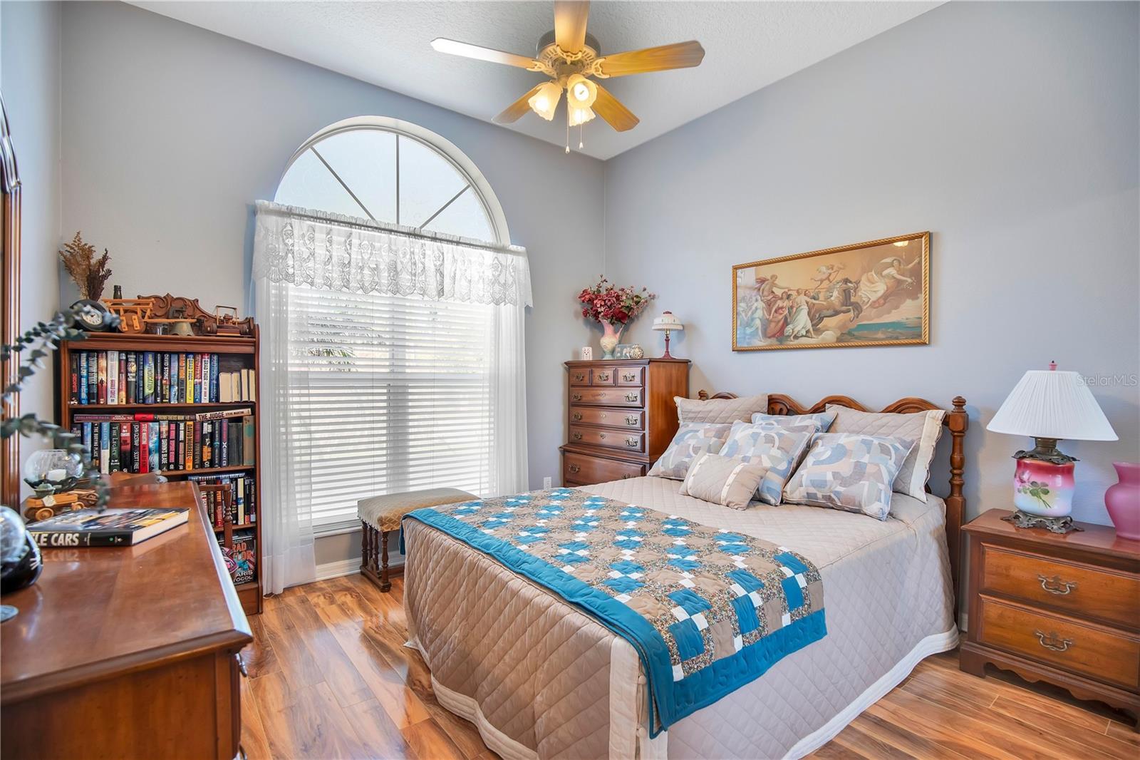 Image 22 of 37 For 5 King Edward Drive