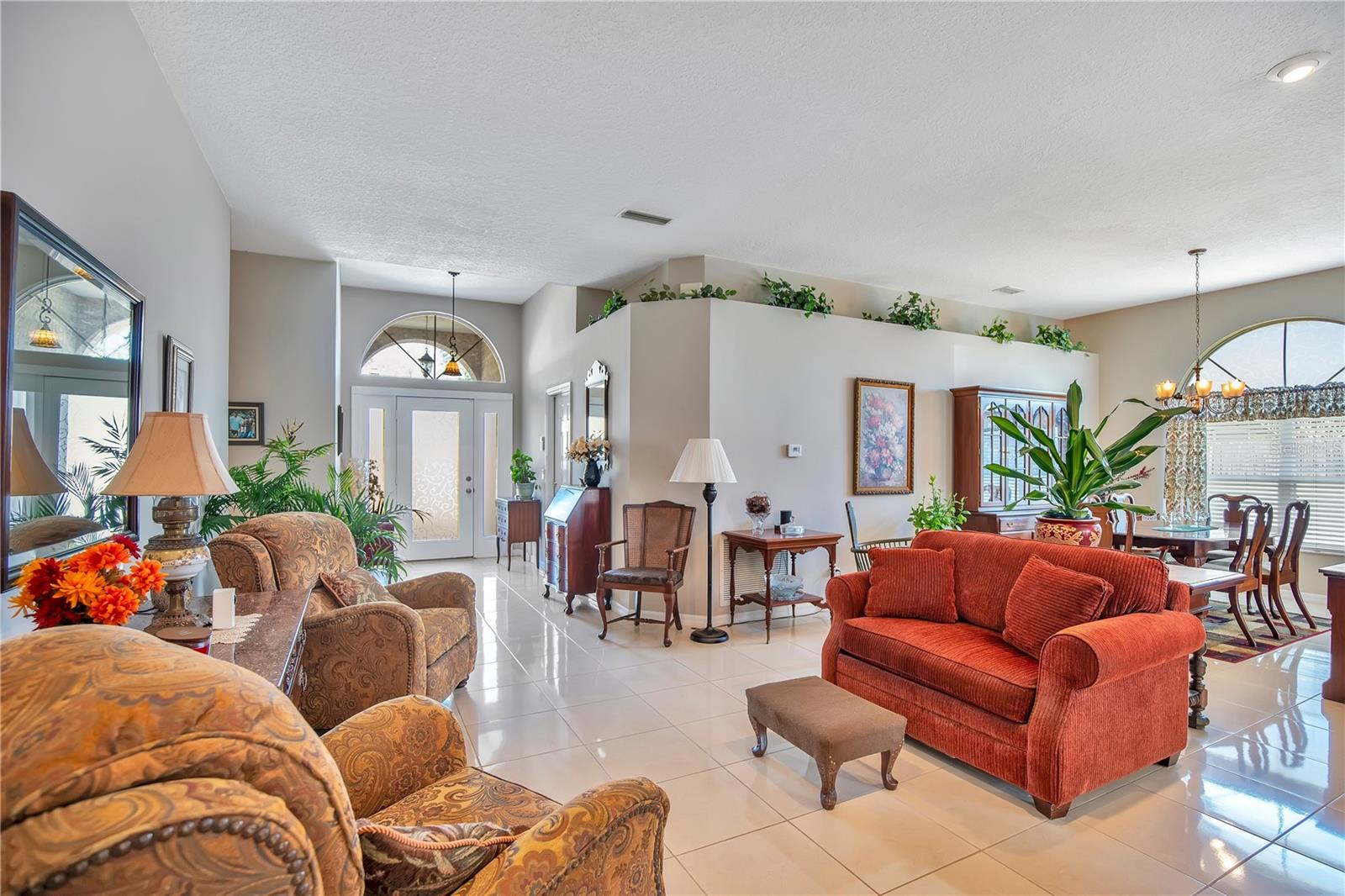 Image 6 of 37 For 5 King Edward Drive