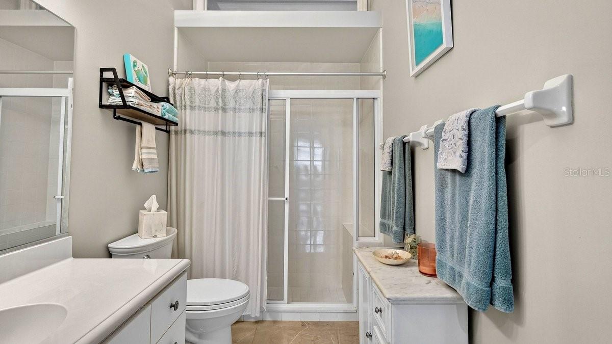 Image 15 of 50 For 804 Millstream Lane