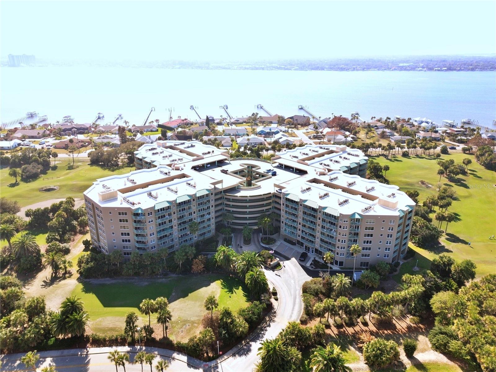 Image 44 of 50 For 4 Oceans West Boulevard 406a