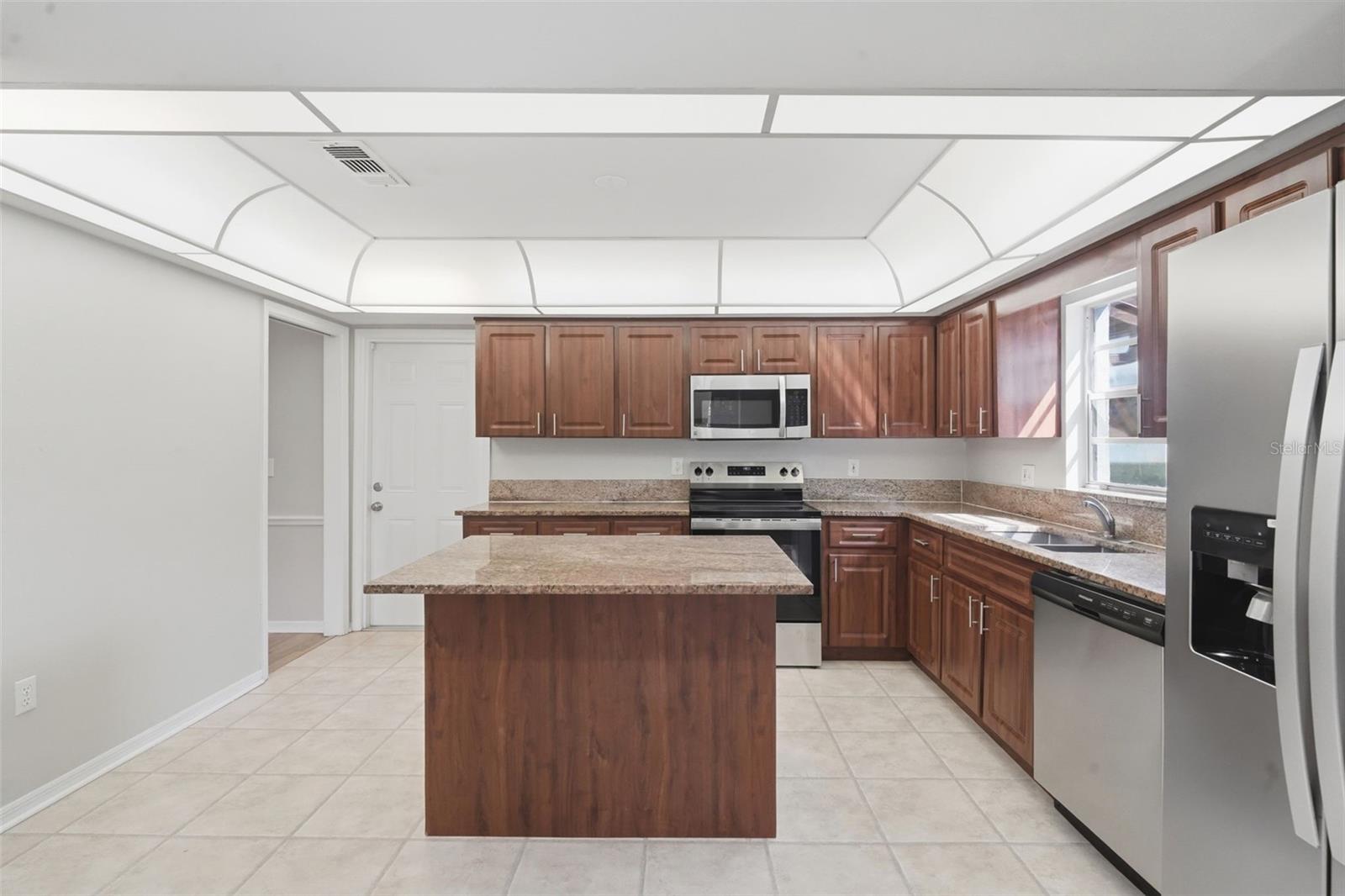 Image 18 of 60 For 1608 Patton Avenue