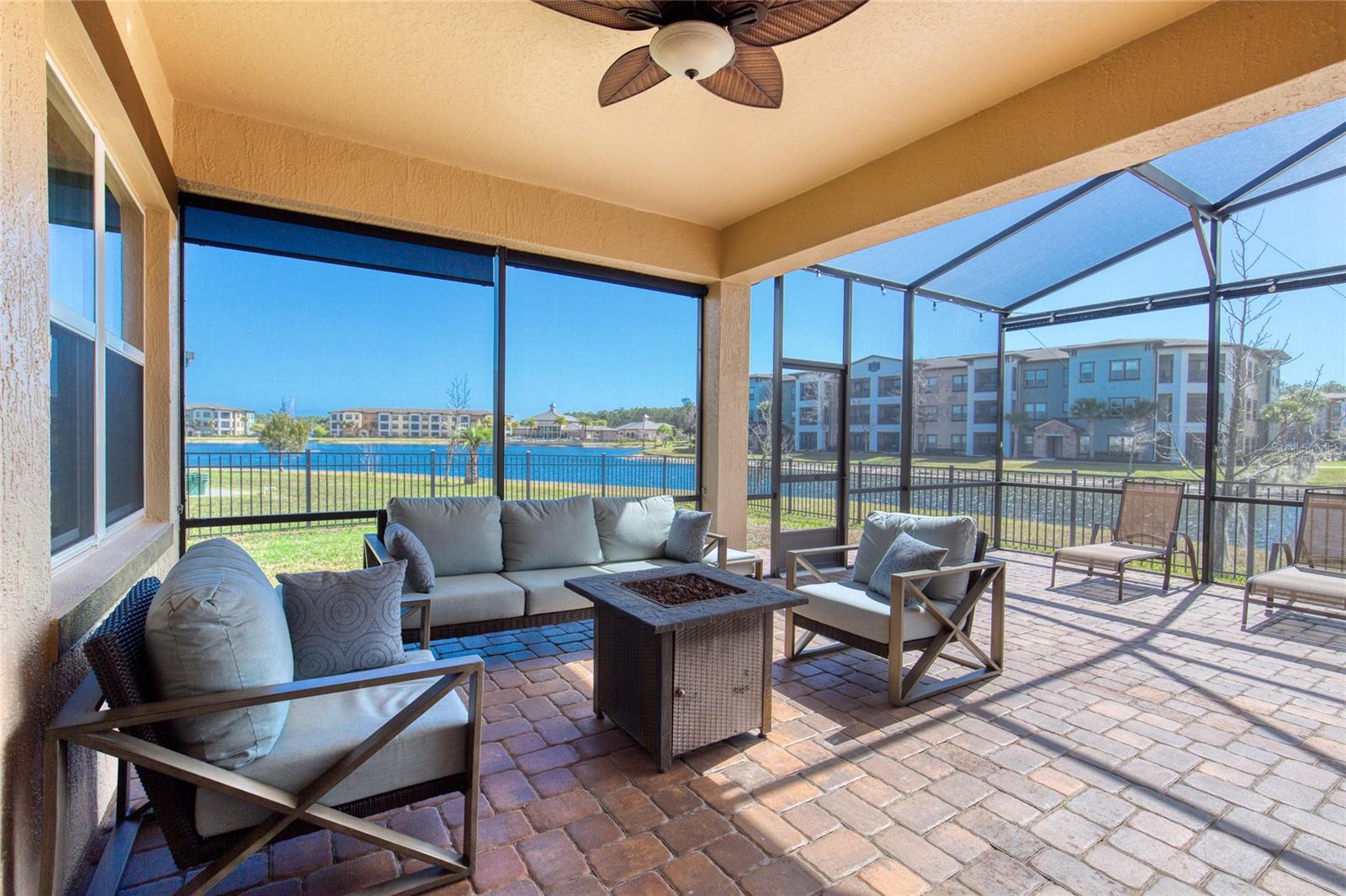 Image 39 of 62 For 5439 Estero Loop