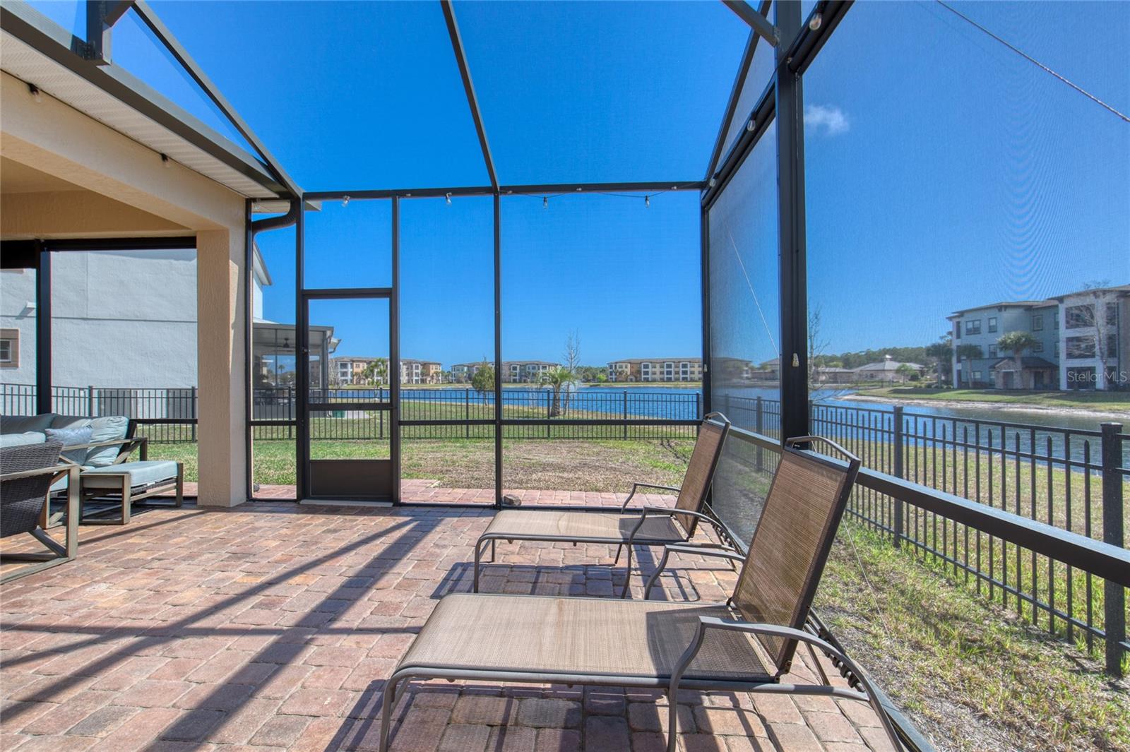 Image 46 of 62 For 5439 Estero Loop