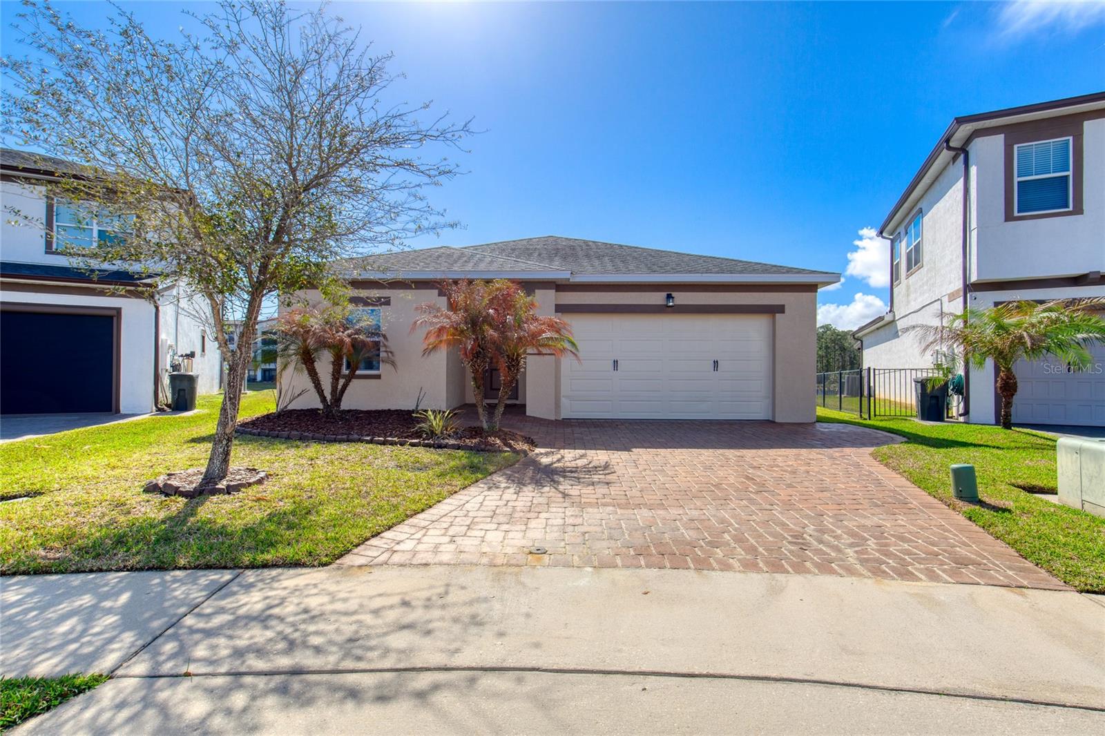 Image 5 of 62 For 5439 Estero Loop