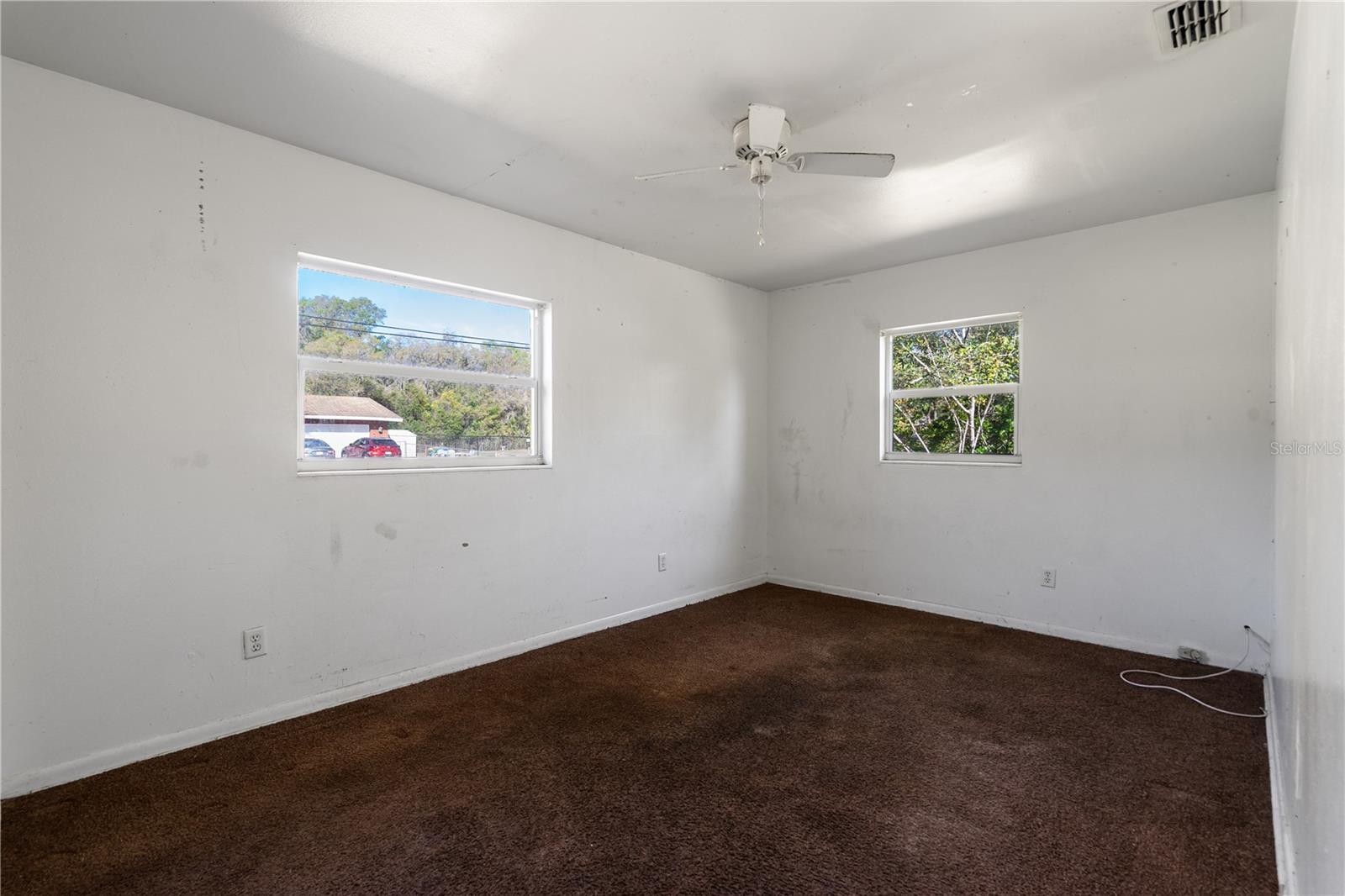 Image 15 of 42 For 805 Stone Street