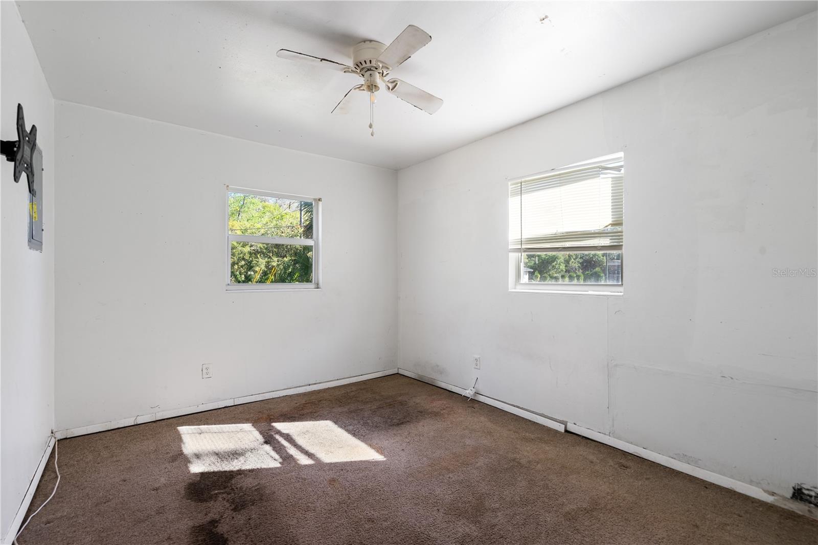 Image 18 of 42 For 805 Stone Street