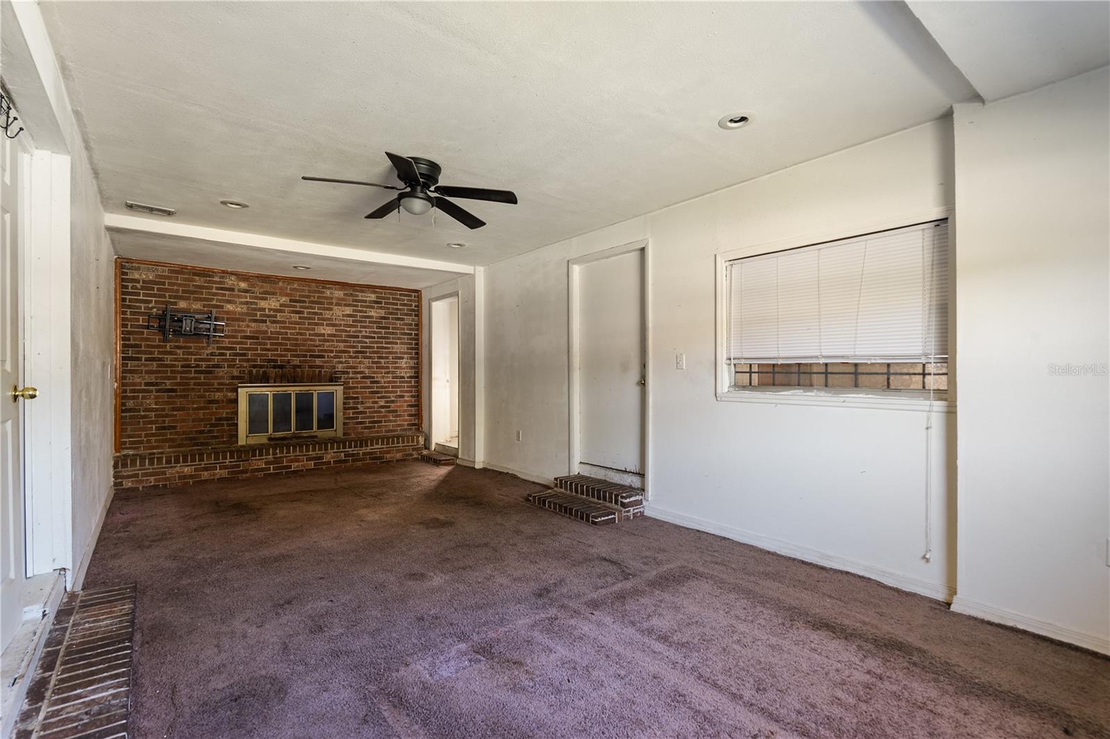 Image 22 of 42 For 805 Stone Street