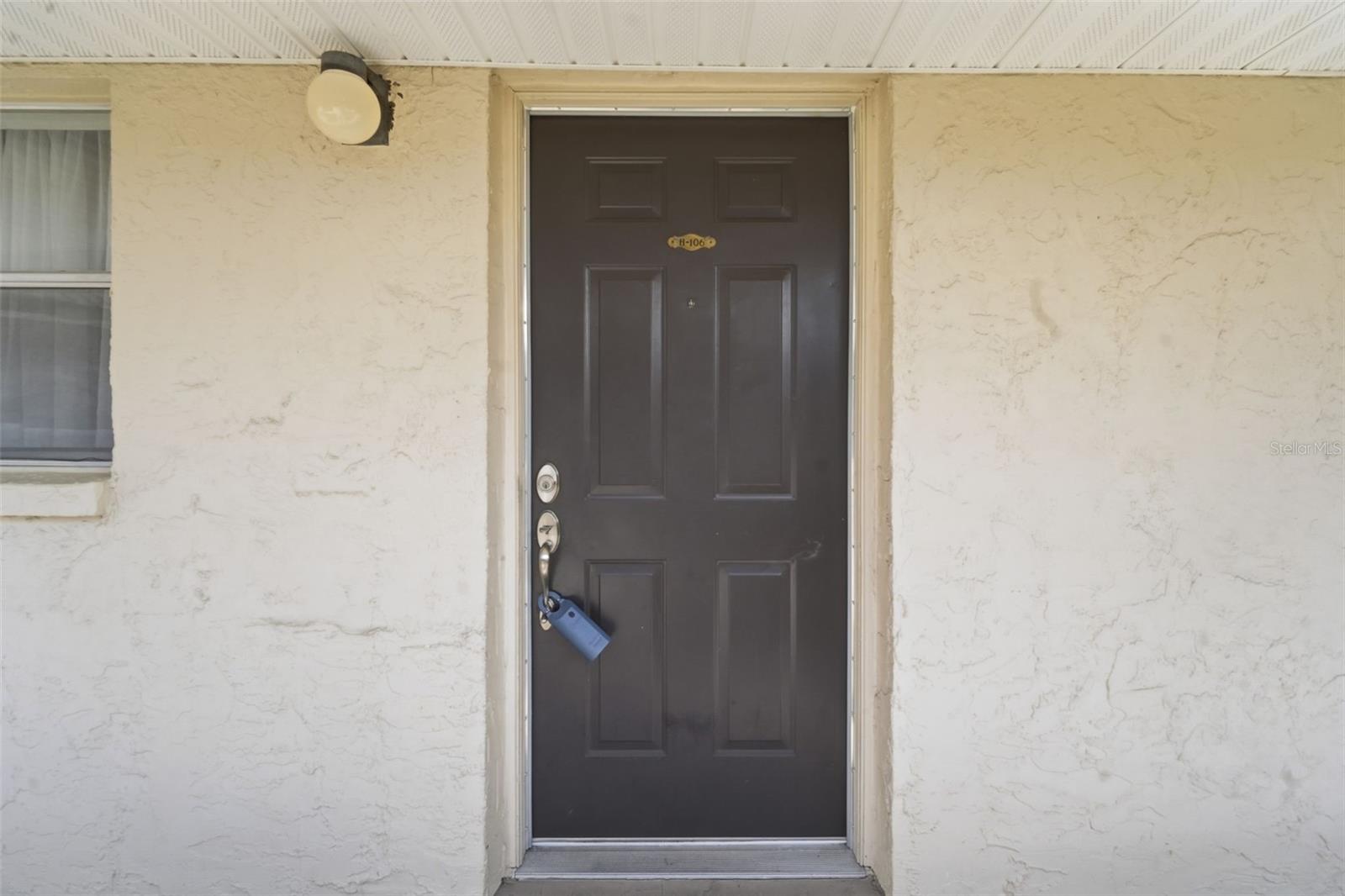 Image 2 of 42 For 100 Kentucky Avenue H106