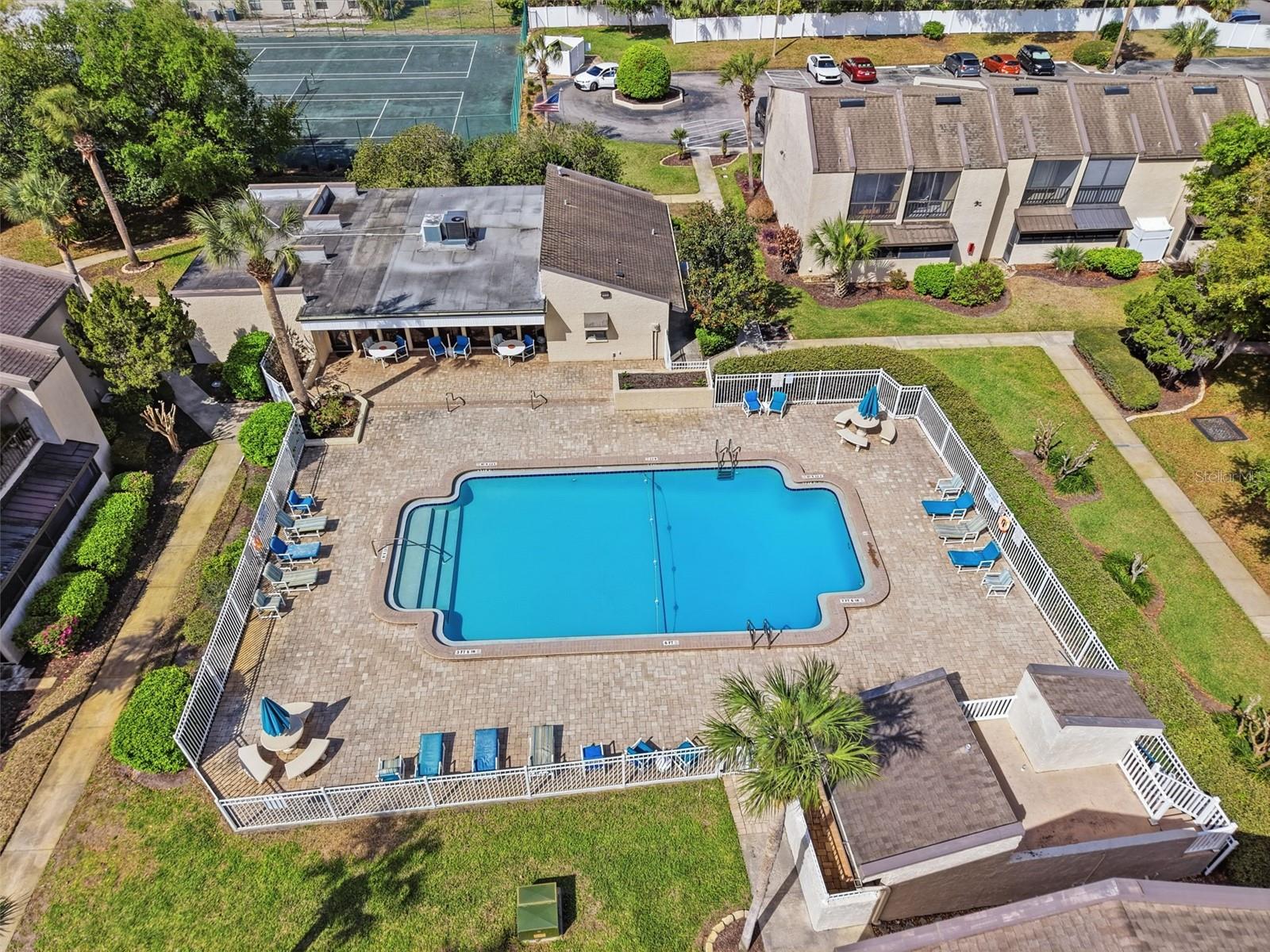 Image 36 of 42 For 100 Kentucky Avenue H106