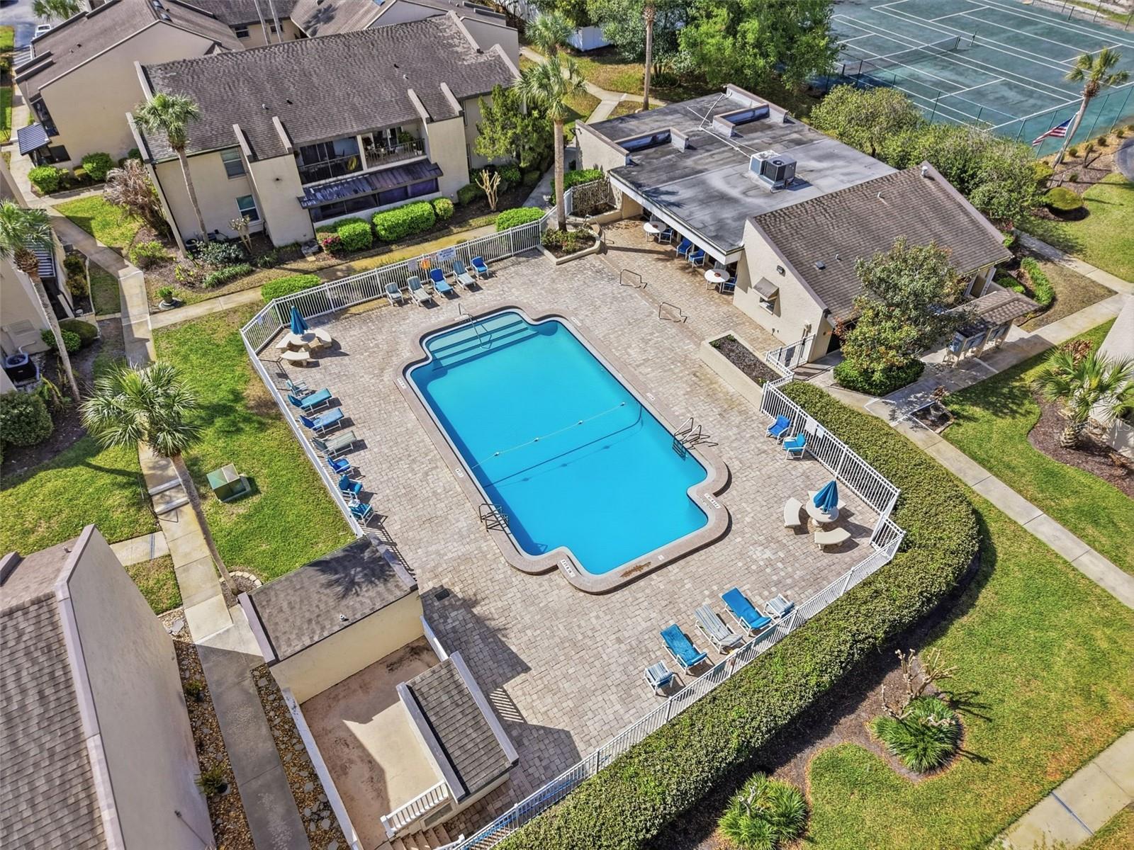 Image 37 of 42 For 100 Kentucky Avenue H106