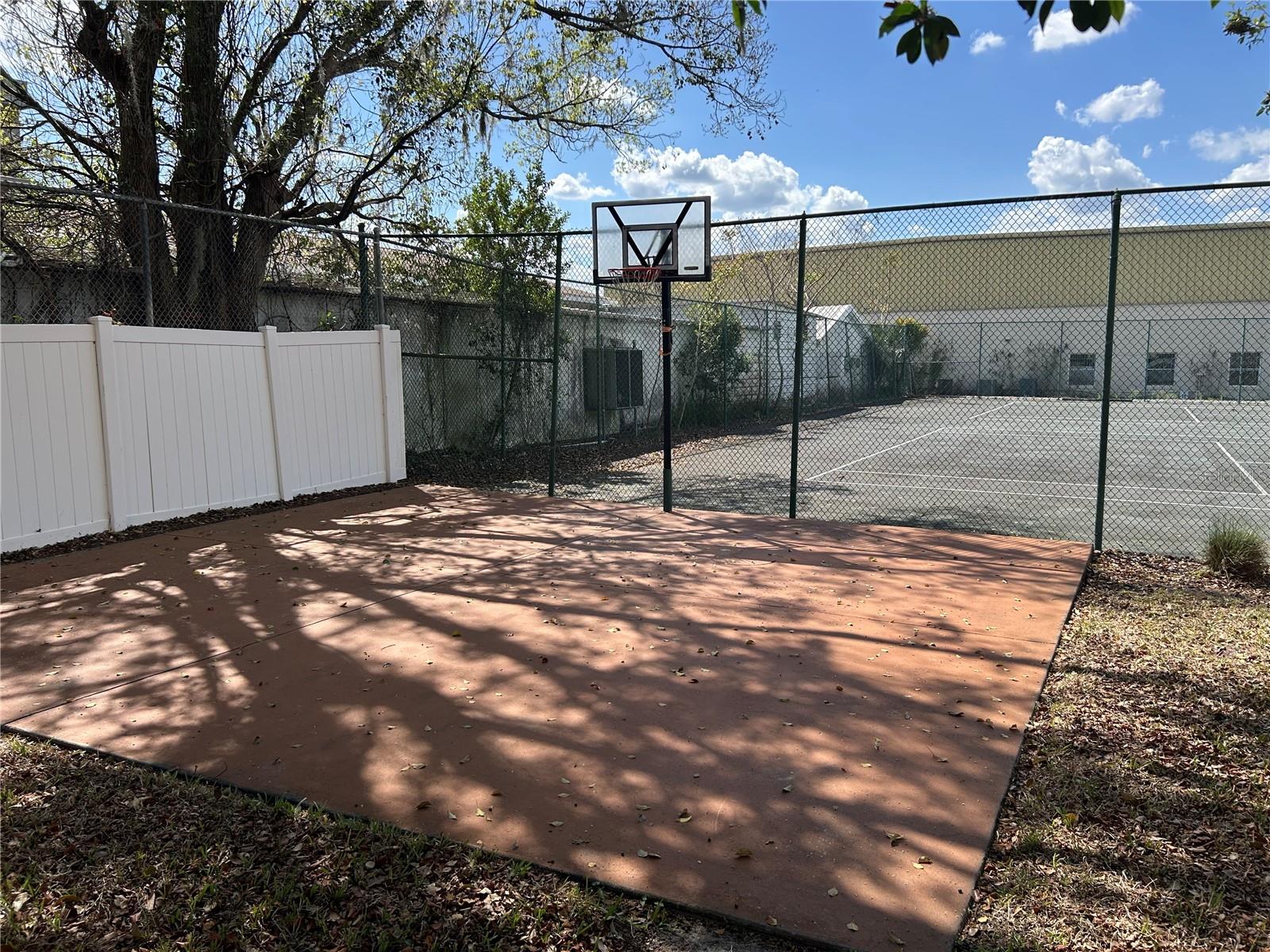 Image 40 of 42 For 100 Kentucky Avenue H106