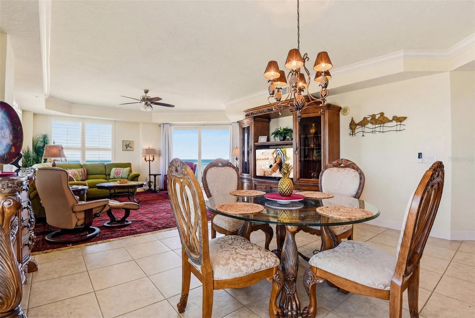 Listing photo id 9 for 2403 Atlantic Avenue 811