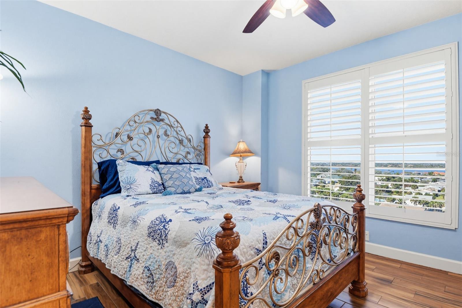 Listing photo id 23 for 2403 Atlantic Avenue 811