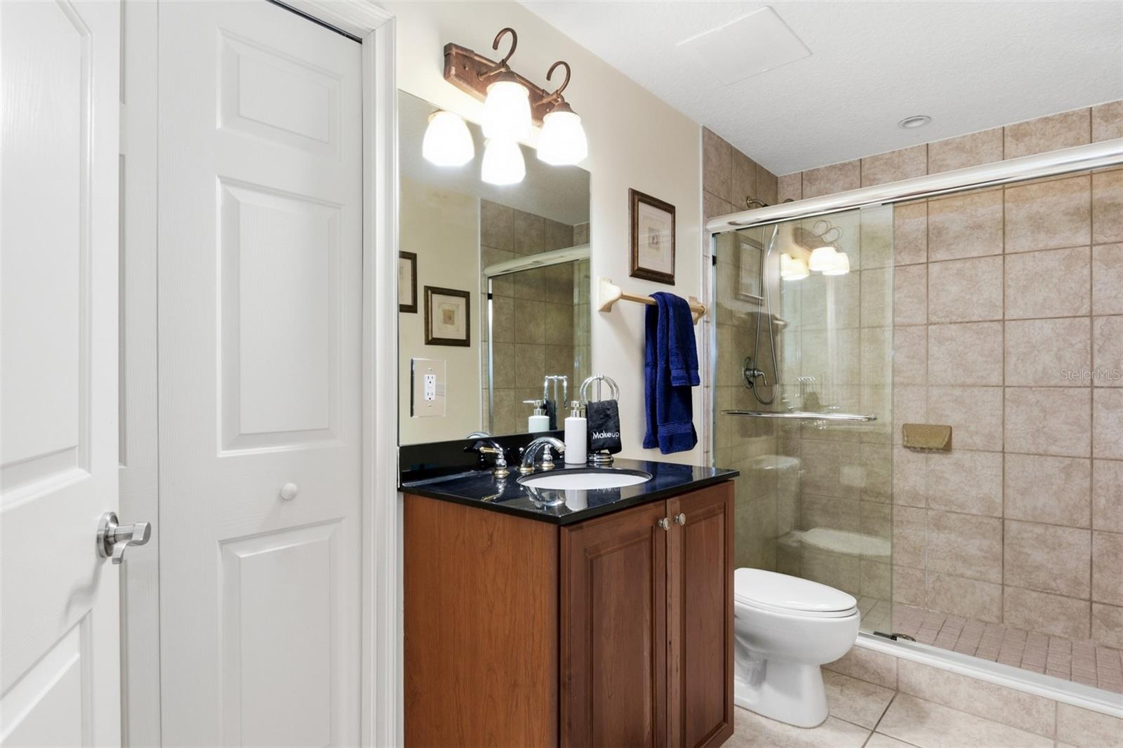 Listing photo id 26 for 2403 Atlantic Avenue 811