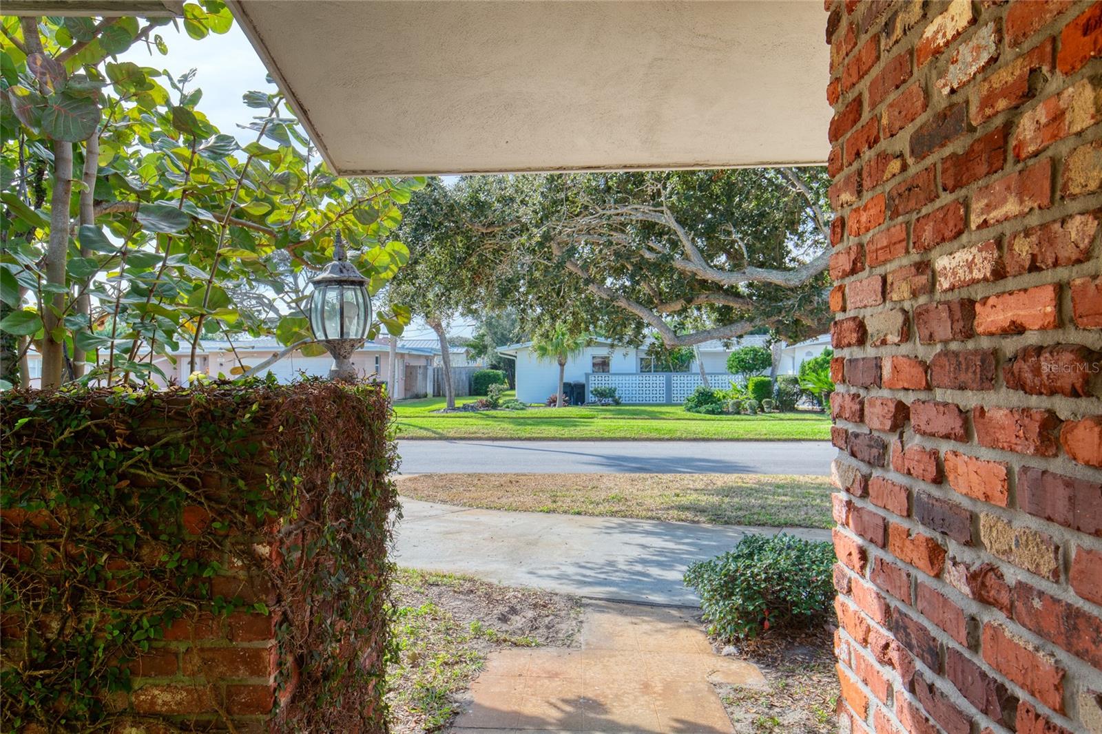 Image 12 of 79 For 2614 Peninsula Drive