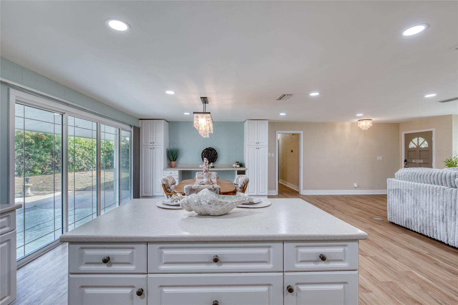 Image 25 of 79 For 2614 Peninsula Drive