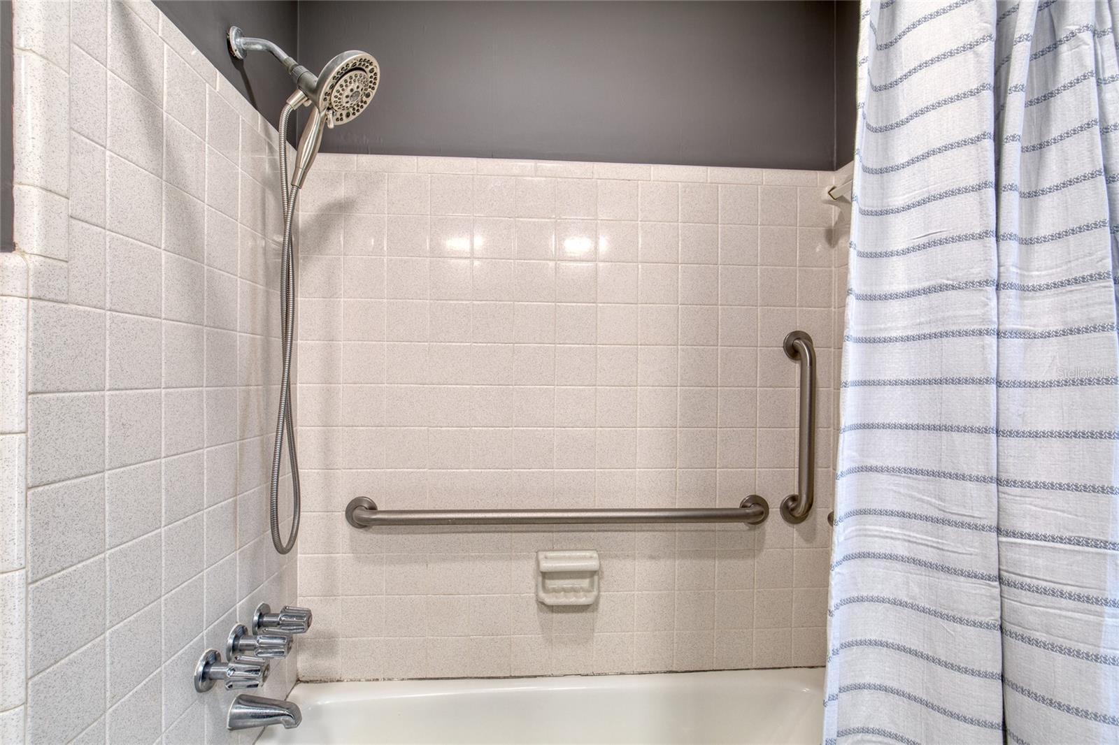 Image 34 of 79 For 2614 Peninsula Drive