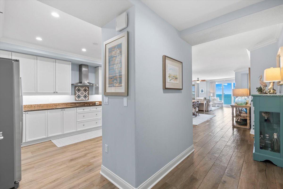 Image 21 of 64 For 2515 Atlantic Avenue 1105