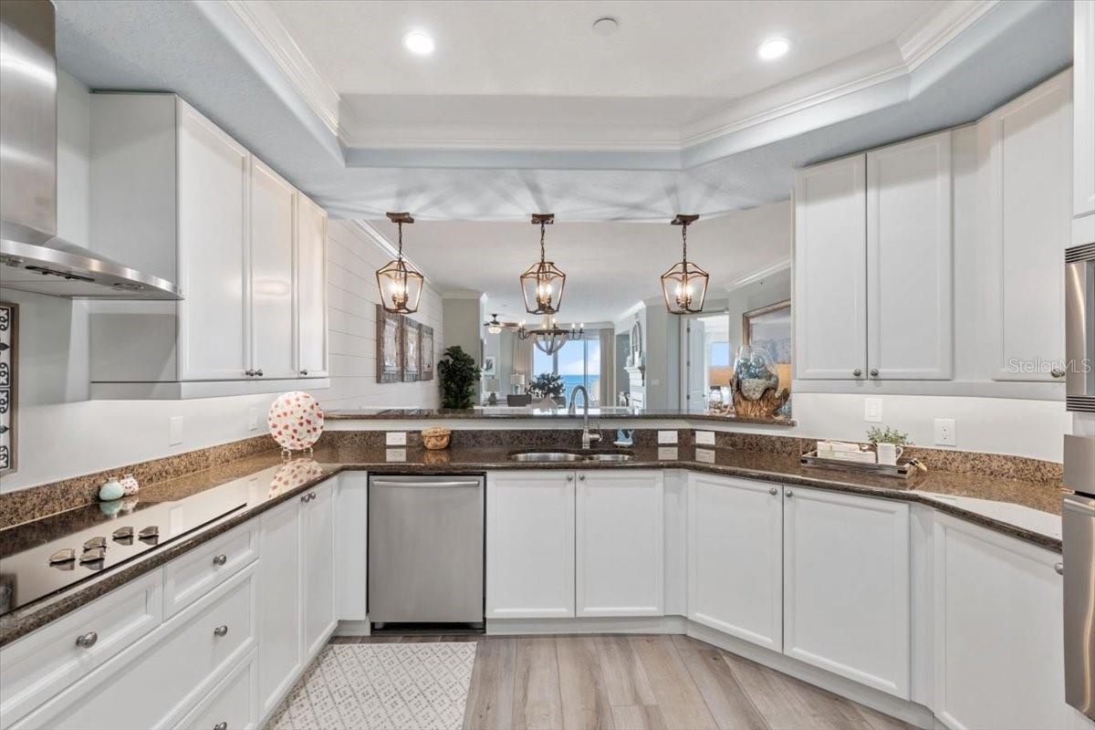 Image 23 of 64 For 2515 Atlantic Avenue 1105