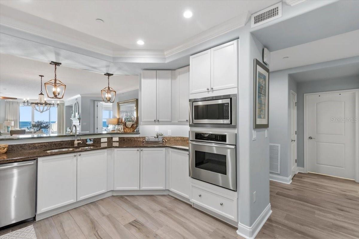 Image 24 of 64 For 2515 Atlantic Avenue 1105