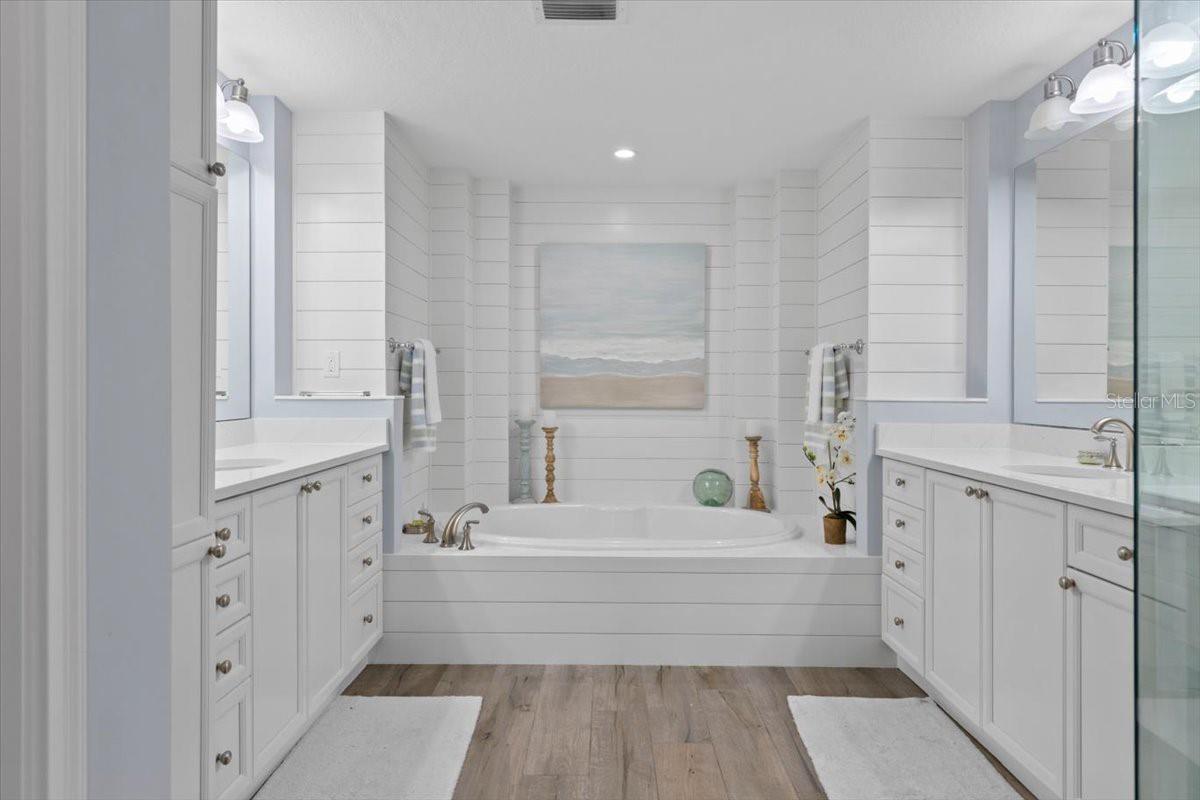 Image 29 of 64 For 2515 Atlantic Avenue 1105