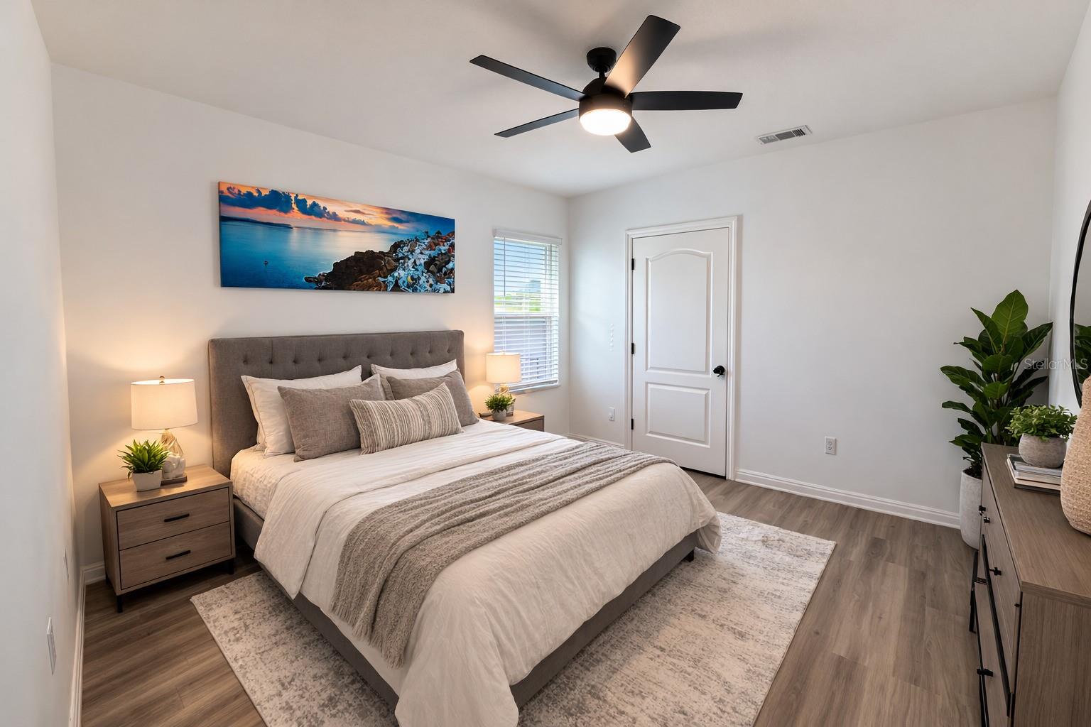 Image 12 of 20 For 364 Pelham Park Drive