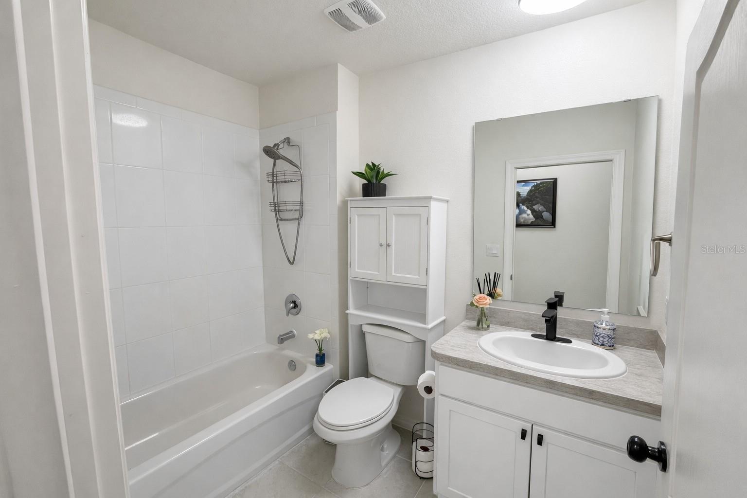 Image 16 of 20 For 364 Pelham Park Drive