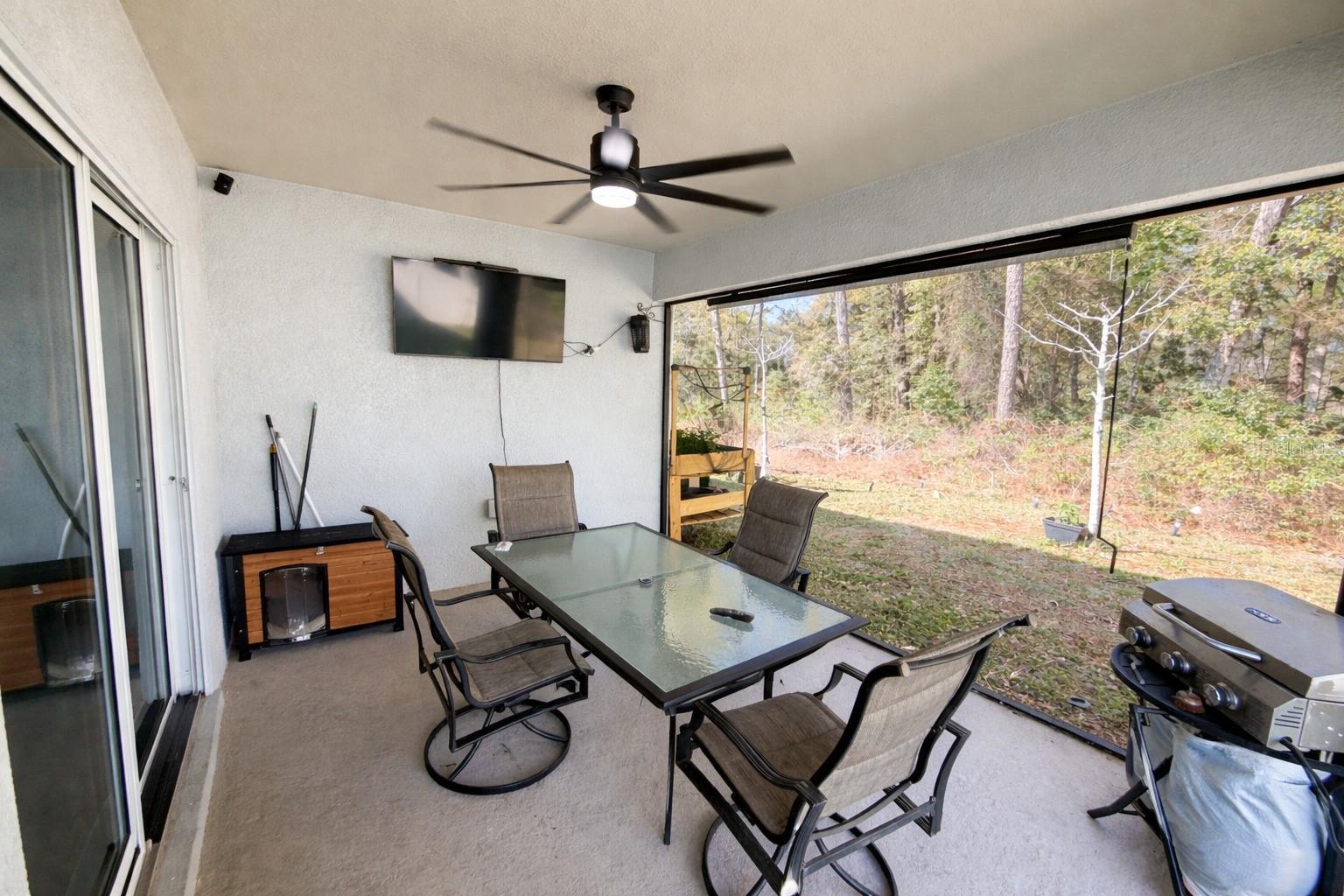 Image 17 of 20 For 364 Pelham Park Drive