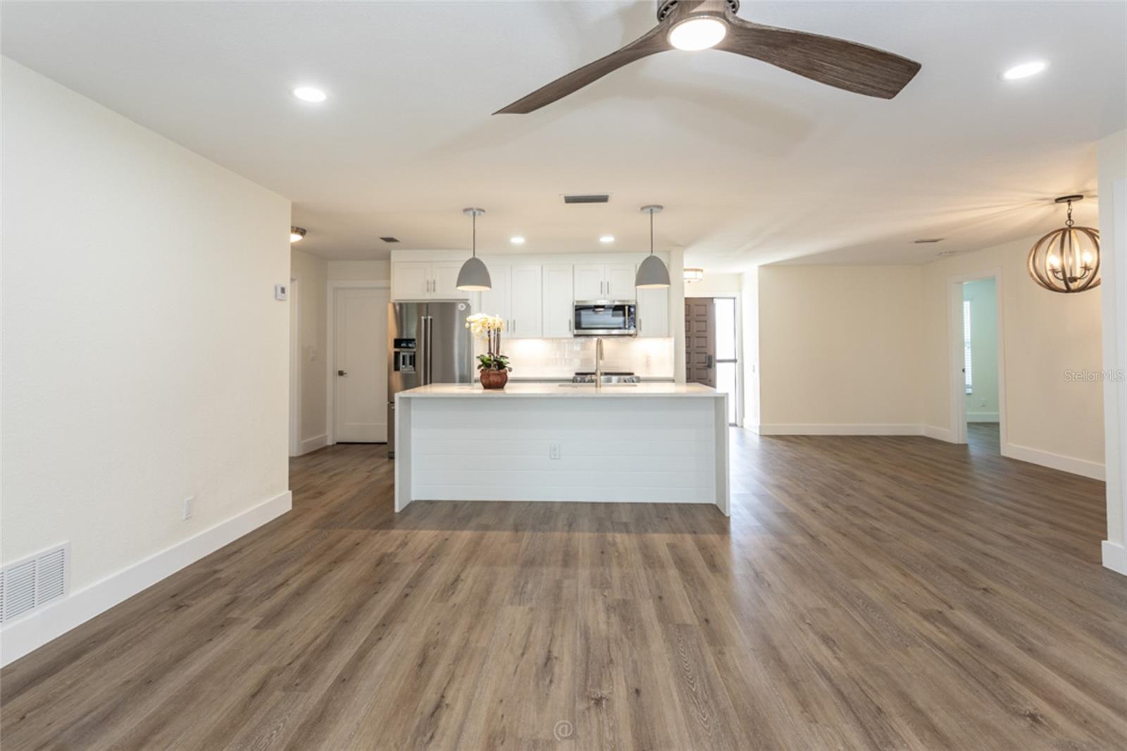 Image 10 of 44 For 4 Sea Hawk Drive