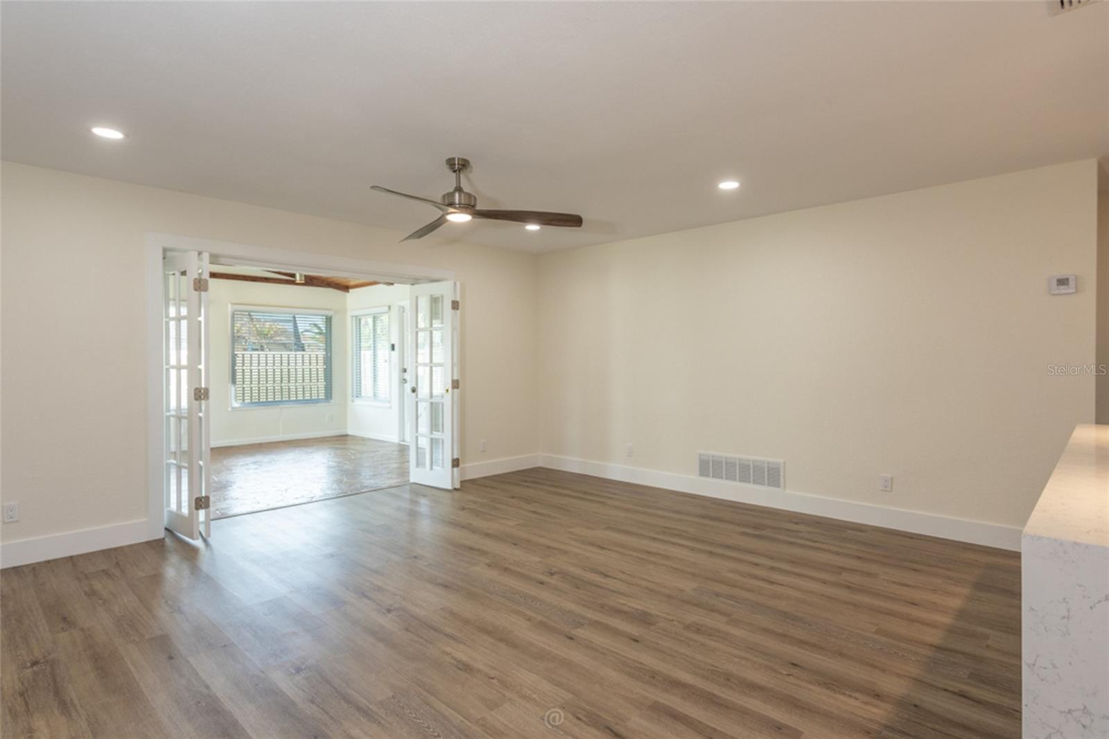 Image 12 of 44 For 4 Sea Hawk Drive