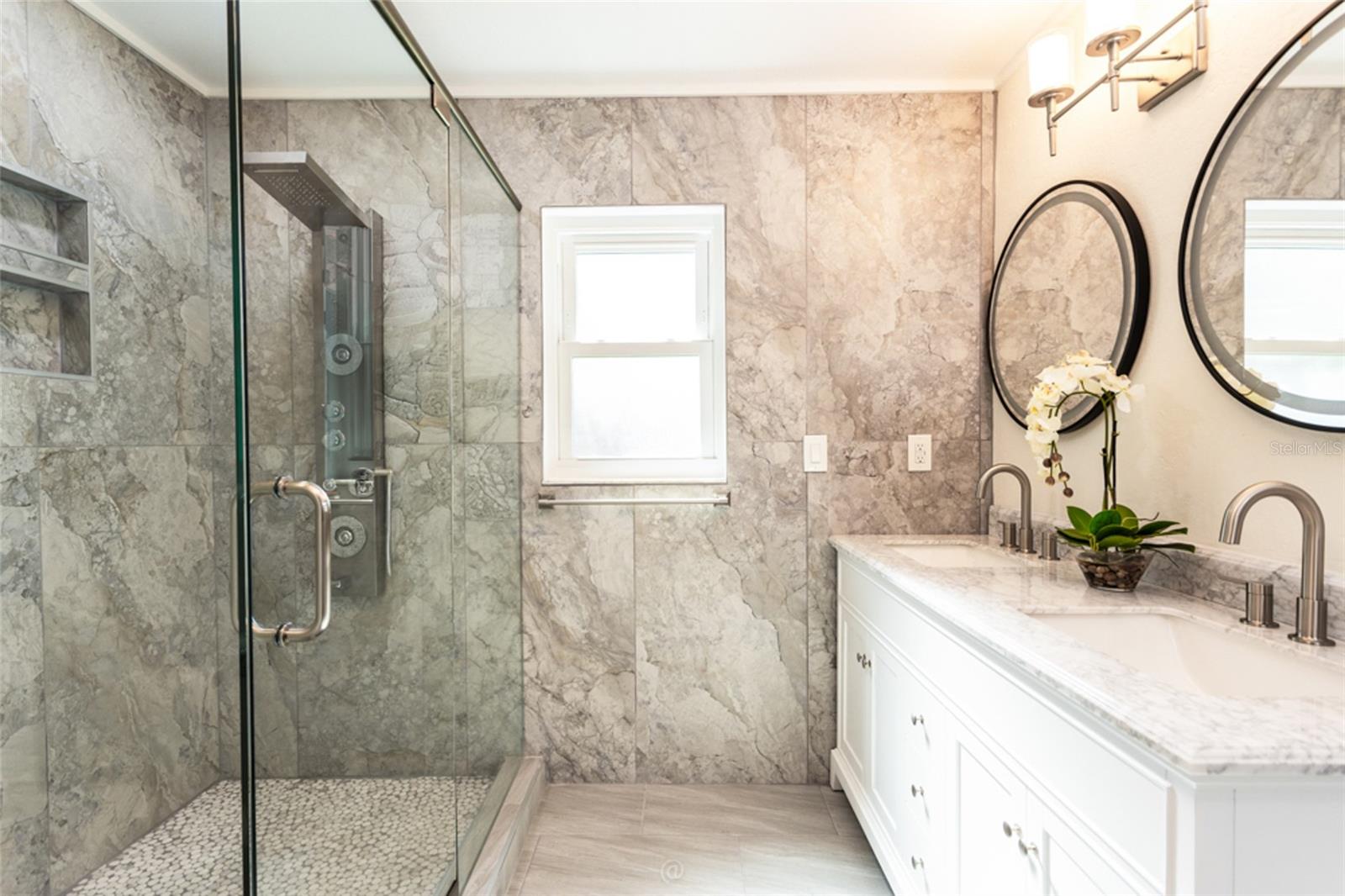 Image 20 of 44 For 4 Sea Hawk Drive