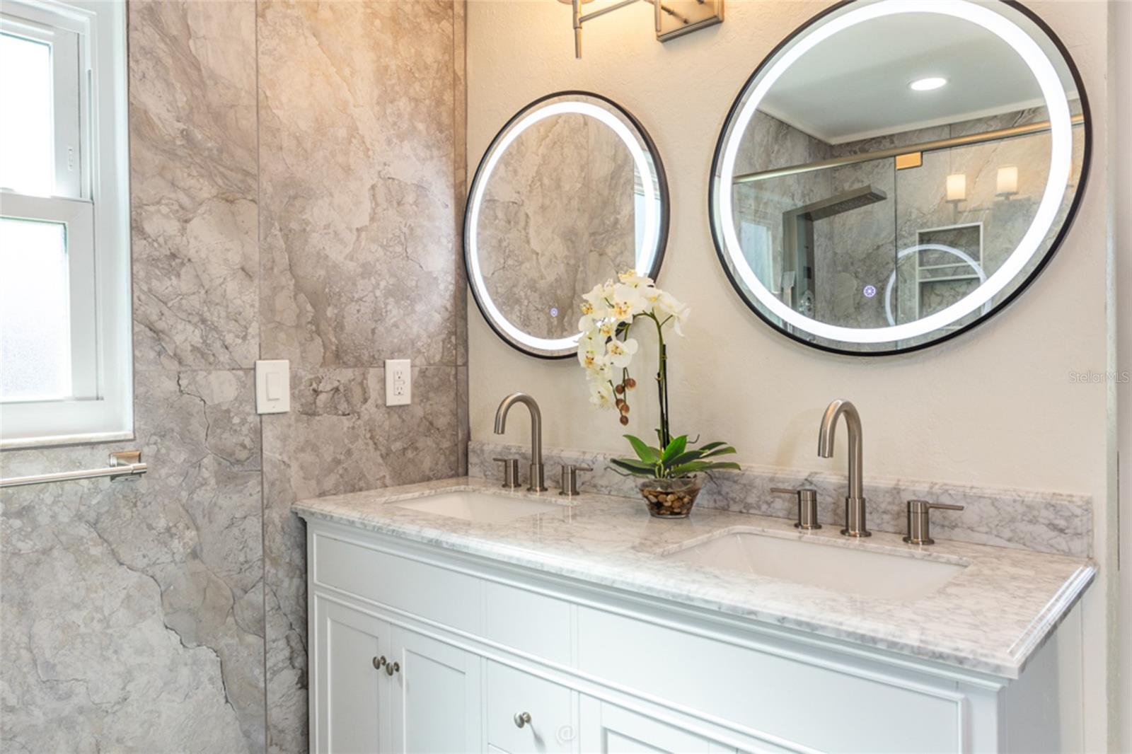 Image 23 of 44 For 4 Sea Hawk Drive