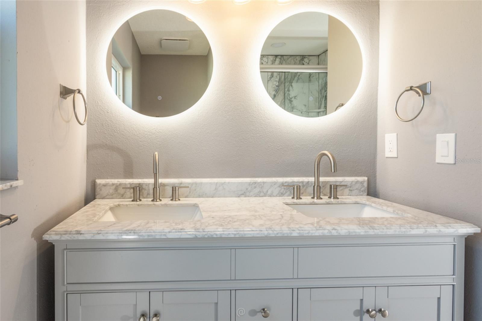 Image 24 of 44 For 4 Sea Hawk Drive